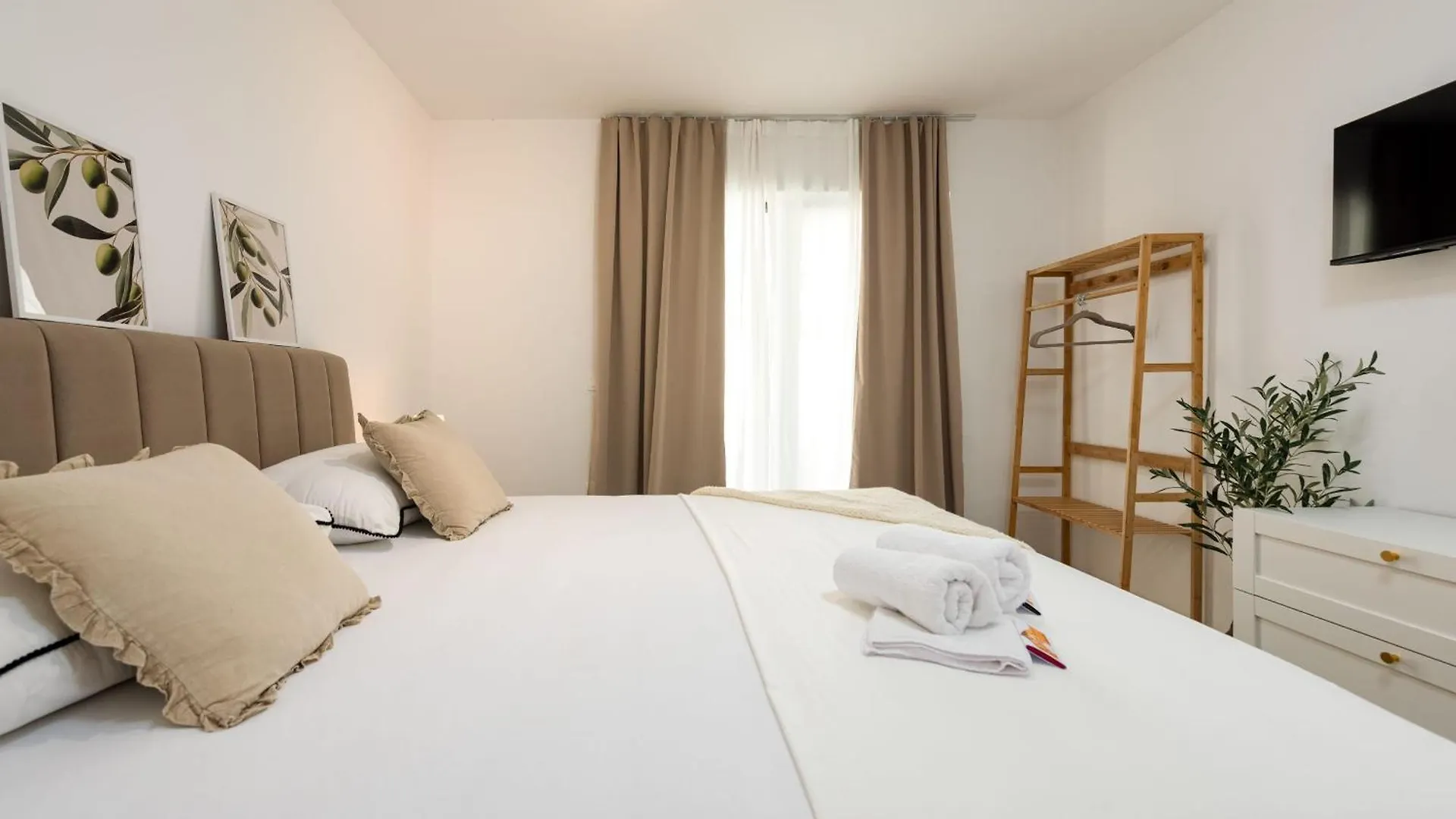 Villa Di Lago Zadarvillas Vrana  Croatia